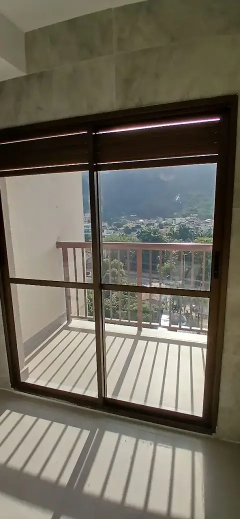 Película de Cerâmica em Varanda