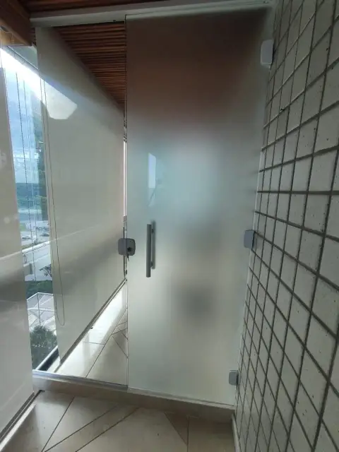 Adesivo jateado para porta de vidro personalizado